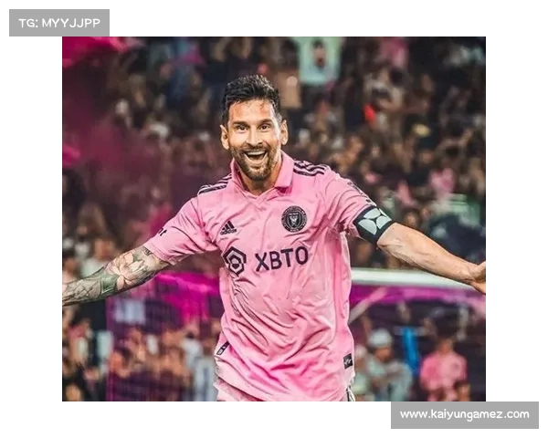 梅西领衔迈阿密出战世俱杯揭幕战 海信广告牌闪耀全场